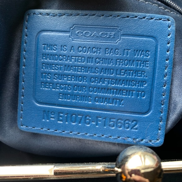 Coach Signature Scarf Print Purse Bag Beautiful! - Picture 7 of 10